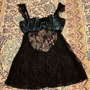 Frederick’s of Hollywood babydoll. Blue/black lace